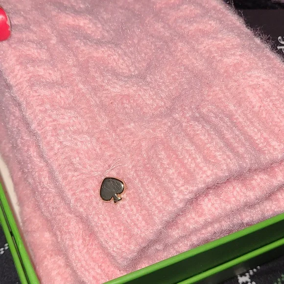 KATE SPADE 3pc Pink Knit Hat Scarf & Gloves Set with Black Bows - Picture 6 of 13